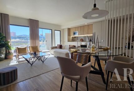 Apartamento 3 habitaciones en venta en Santo António dos Cavaleiros, Loures, Lisbon