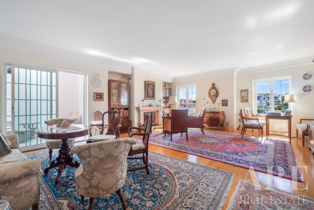 Apartamento 5 habitaciones en venta en Centro Histórico Cascais, Cascais, Lisbon