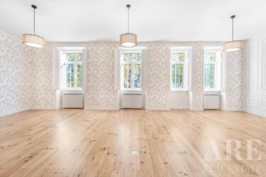 Apartamento 7 habitaciones en venta en Campo Pequeno, Lisboa