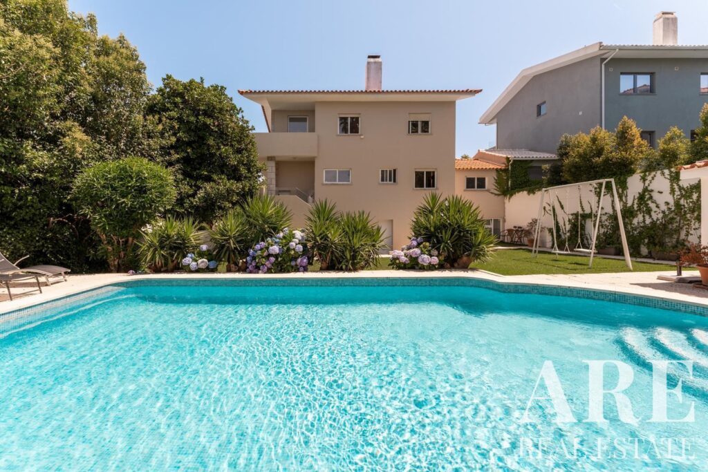 Villa 4 habitaciones en venta en Bairro do Rosário, Cascais, Portugal &bull; ARE37131