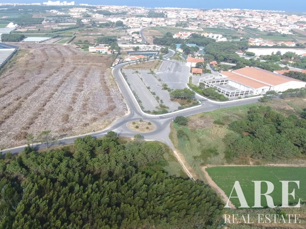 Parcela en venta en Praia de Santa Cruz, Torres Vedras, Portugal • ARE36610