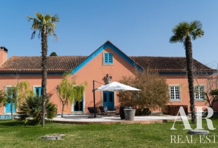 Casa de campo 8 habitaciones en venta en Miranda do Corvo, Coimbra