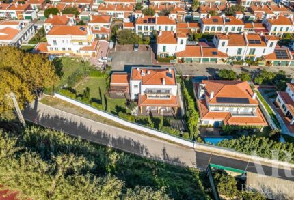 Villa 4 habitaciones en venta en Oeiras Golf Residence, Oeiras, Lisbon