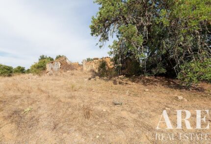 Parcela en venta en Santiago do Cacem, Setubal