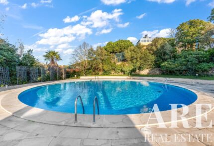 Apartamento 4 habitaciones en venta en Sete Rios, Lisboa