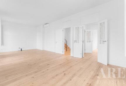 Villa Lujo 5 habitaciones en venta en Santo Amaro de Oeiras, Oeiras, Greater Lisbon