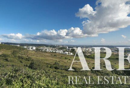 Terreno en venta en Oeiras, Gran Lisboa &bull; ARE37817