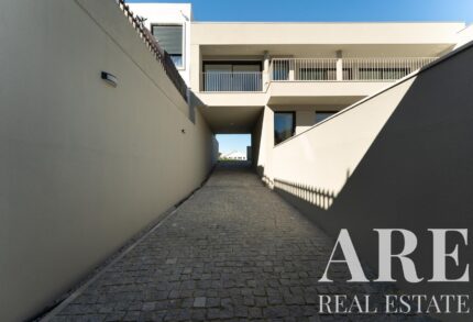 Villa 3 habitaciones en venta en Leceia, Oeiras, Gran Lisboa &bull; ARE39961