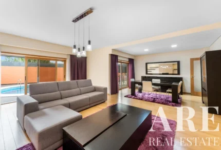 Villa 3 habitaciones en venta en Alcoitão, Cascais, Gran Lisboa &bull; ARE39964