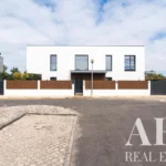 Villa 4 habitaciones en venta en Quinta das Patinhas, Cascais, Greater Lisbon &bull; ARE38030 - gallery image
