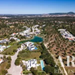 Parcela en venta en Quinta do Peru, Sesimbra, Setubal &bull; ARE40131 - gallery image