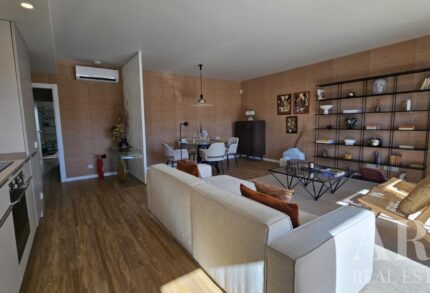 Appartement 3 chambres à vendre à Santo António dos Cavaleiros, Loures, Lisbon