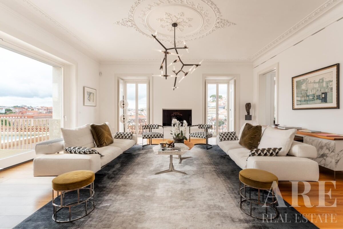 Villa Luxe 3 chambres à vendre à Castelo, Lisbonne &bull; ARE37695