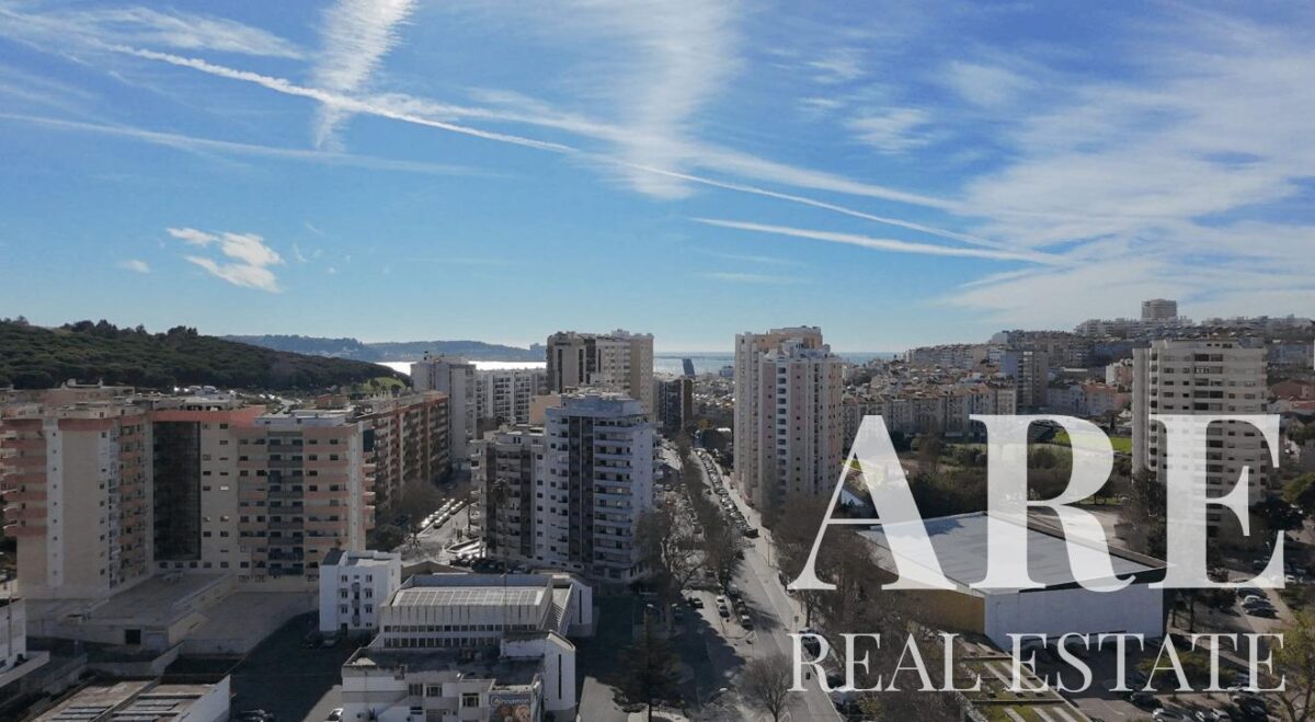 Appartement 3 chambres à vendre à Vista Mirear, Miraflores, Oeiras, Portugal • ARE39720