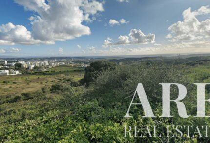 Terrain à vendre à Oeiras, Grand Lisbonne &bull; ARE37817
