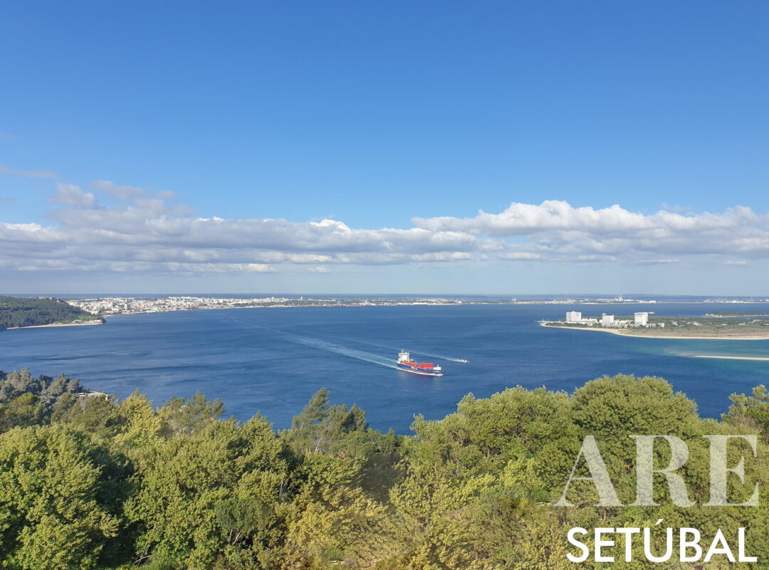 Setúbal 1 Vista de Setúbal desde Arrábida