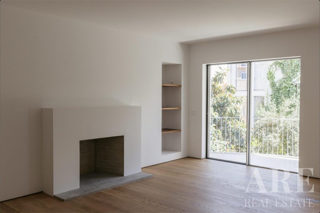 Villa for sale in Lapa, Lisbon