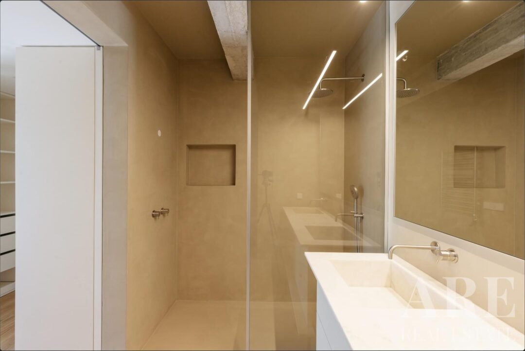 Villa for sale in Lapa, Lisbon