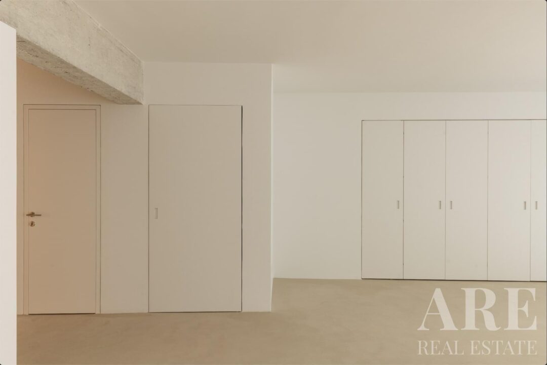 Villa for sale in Lapa, Lisbon