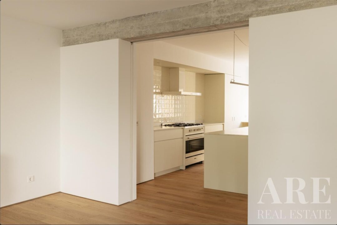 Villa for sale in Lapa, Lisbon