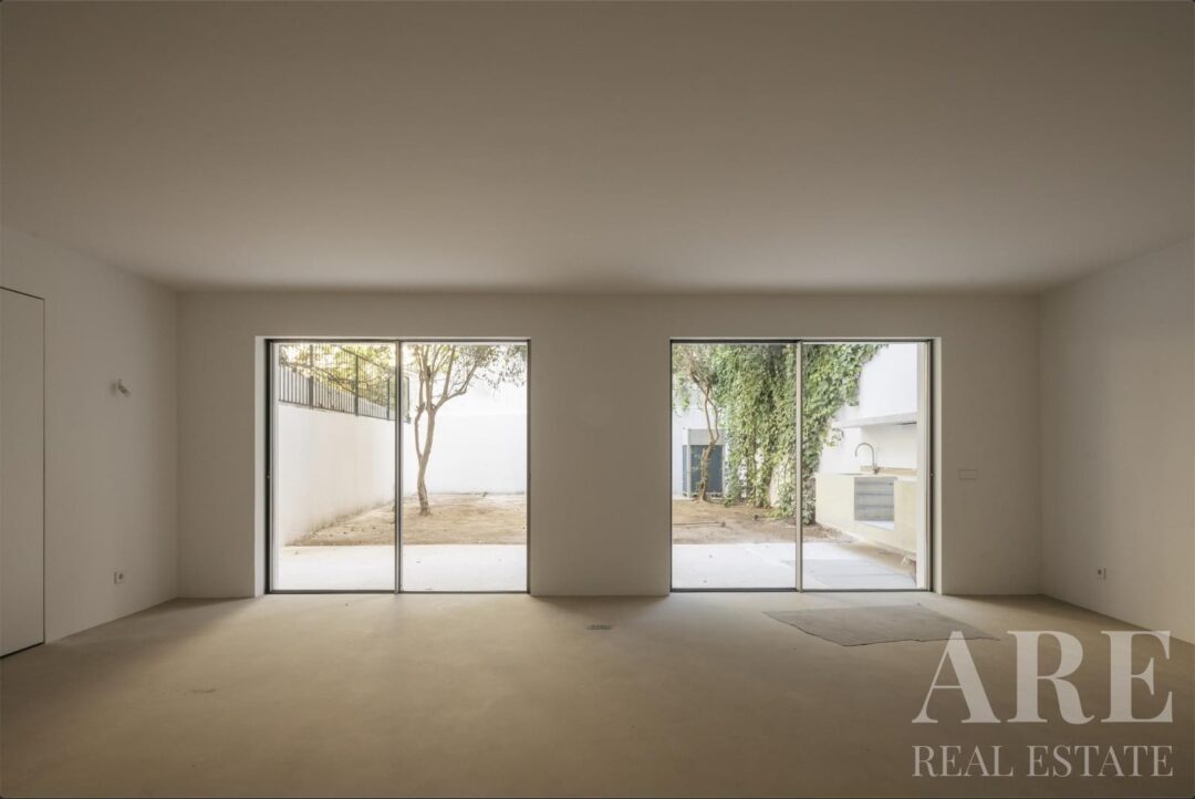 Villa for sale in Lapa, Lisbon
