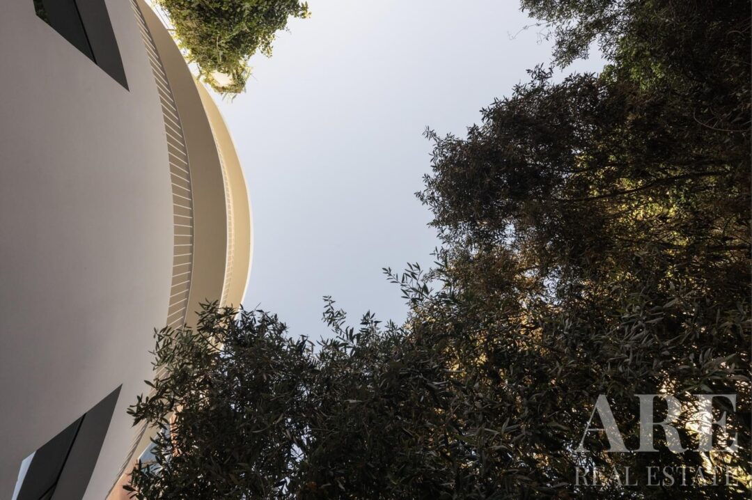 Villa for sale in Lapa, Lisbon