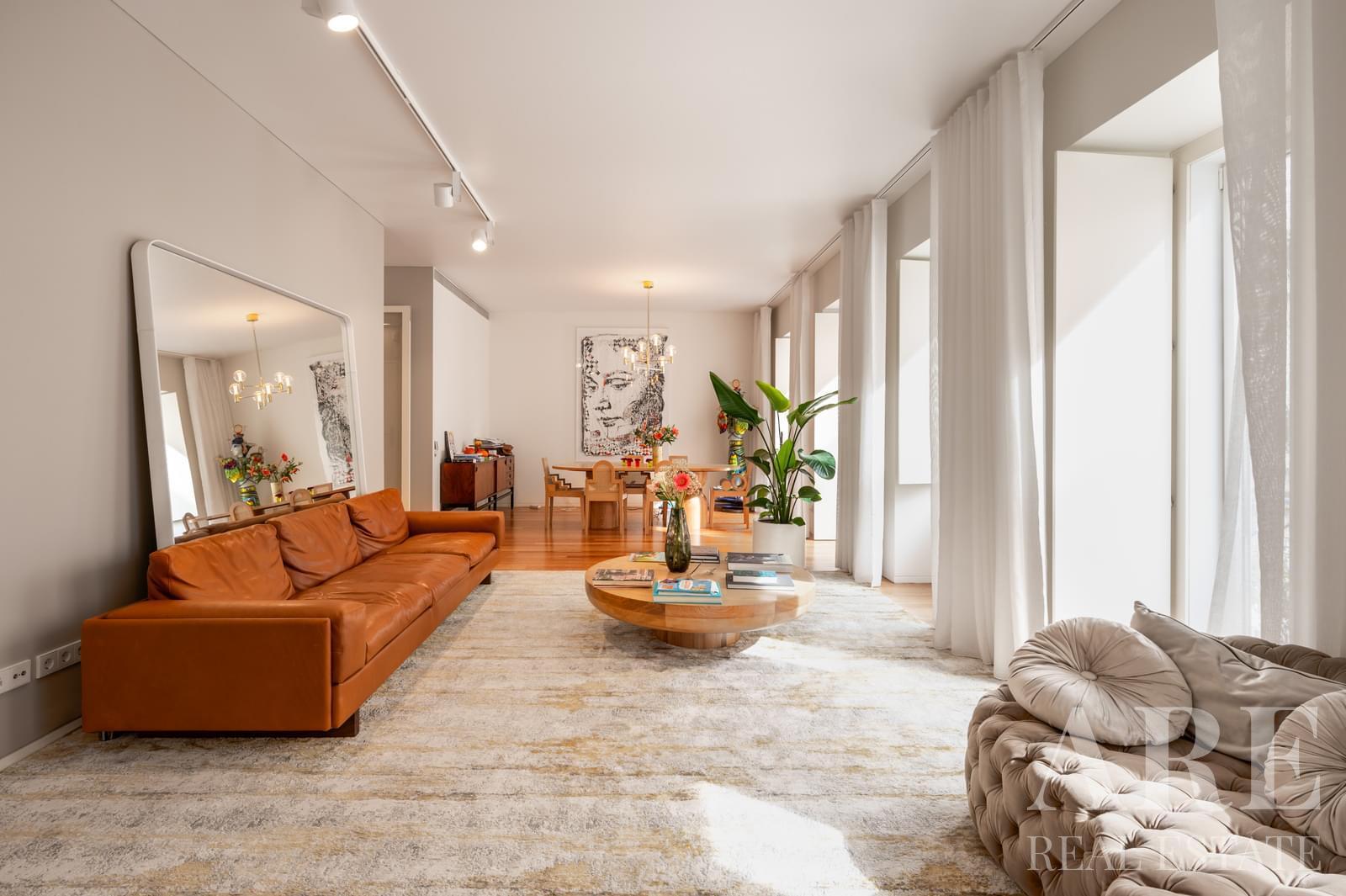 Apartment for sale in Lapa, Lisbon