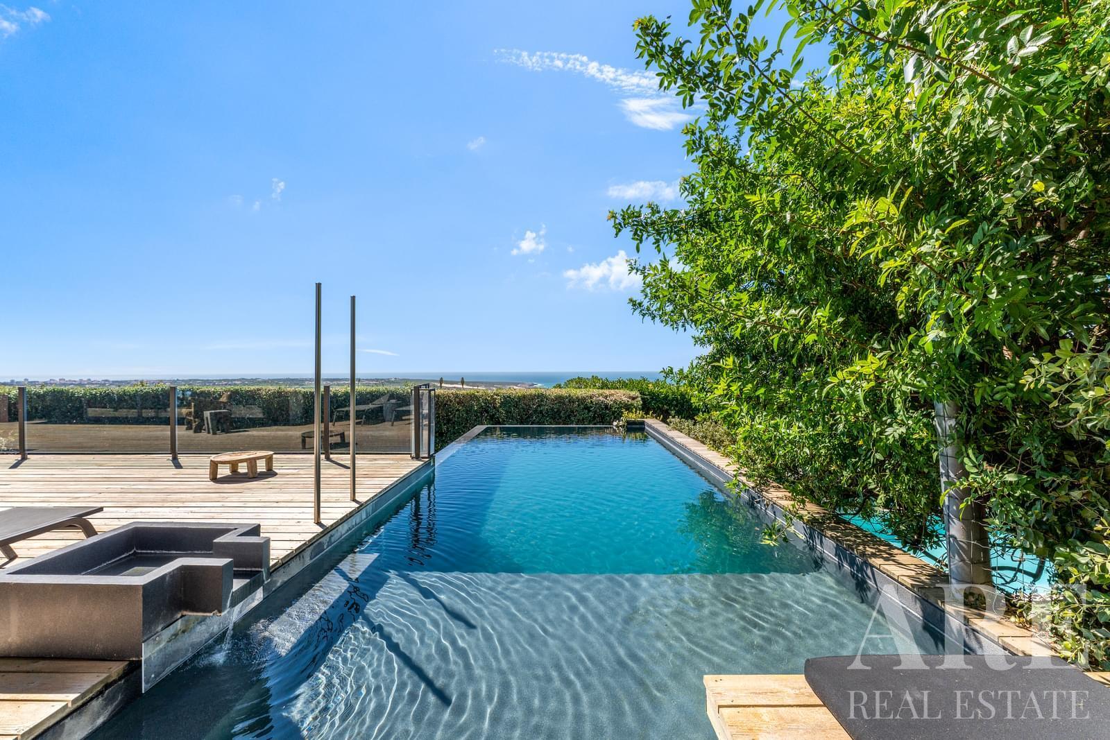 Villa for sale in Almoinhas Velhas, Cascais 4 Villa for sale in Almoinhas Velhas, Cascais