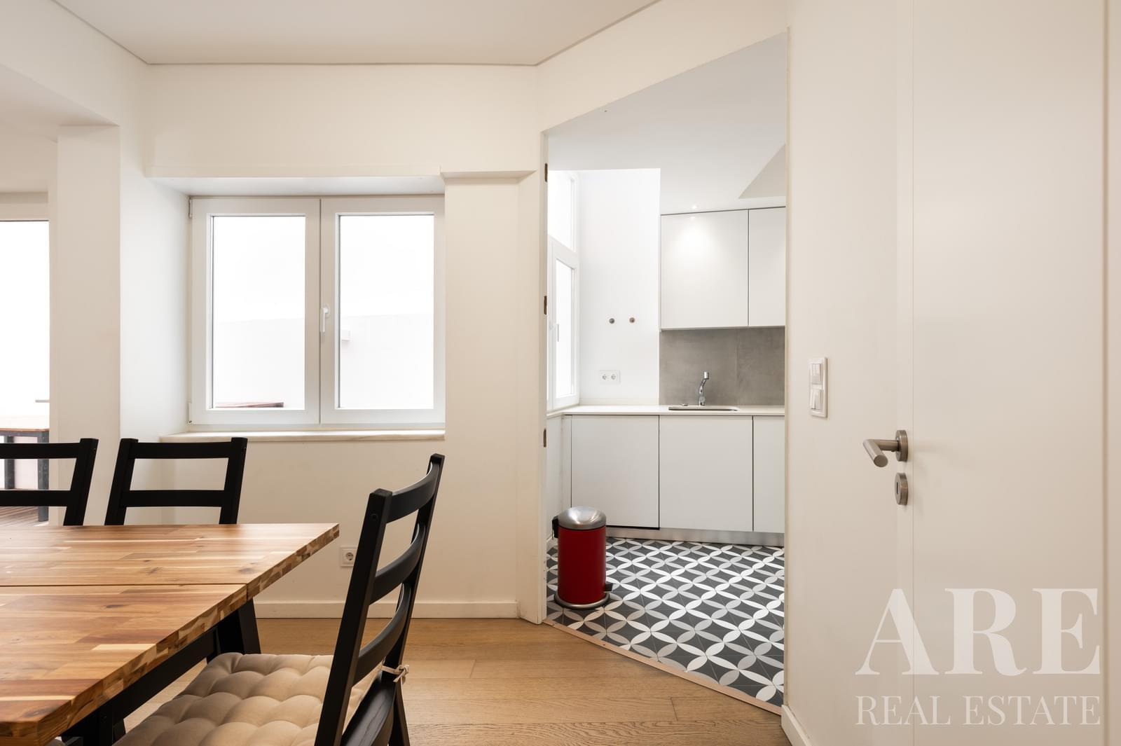 Apartment for sale in Campo de Ourique, Lisbon 11 Apartment for sale in Campo de Ourique, Lisbon