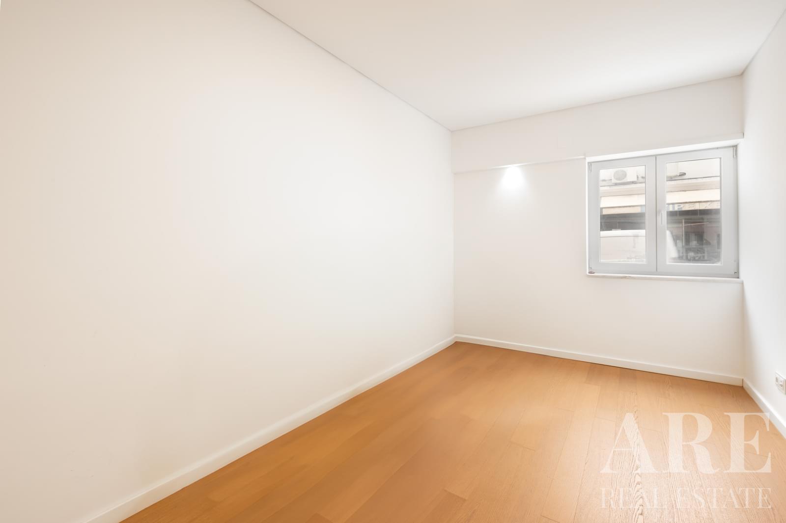 Apartment for sale in Campo de Ourique, Lisbon 21 Apartment for sale in Campo de Ourique, Lisbon