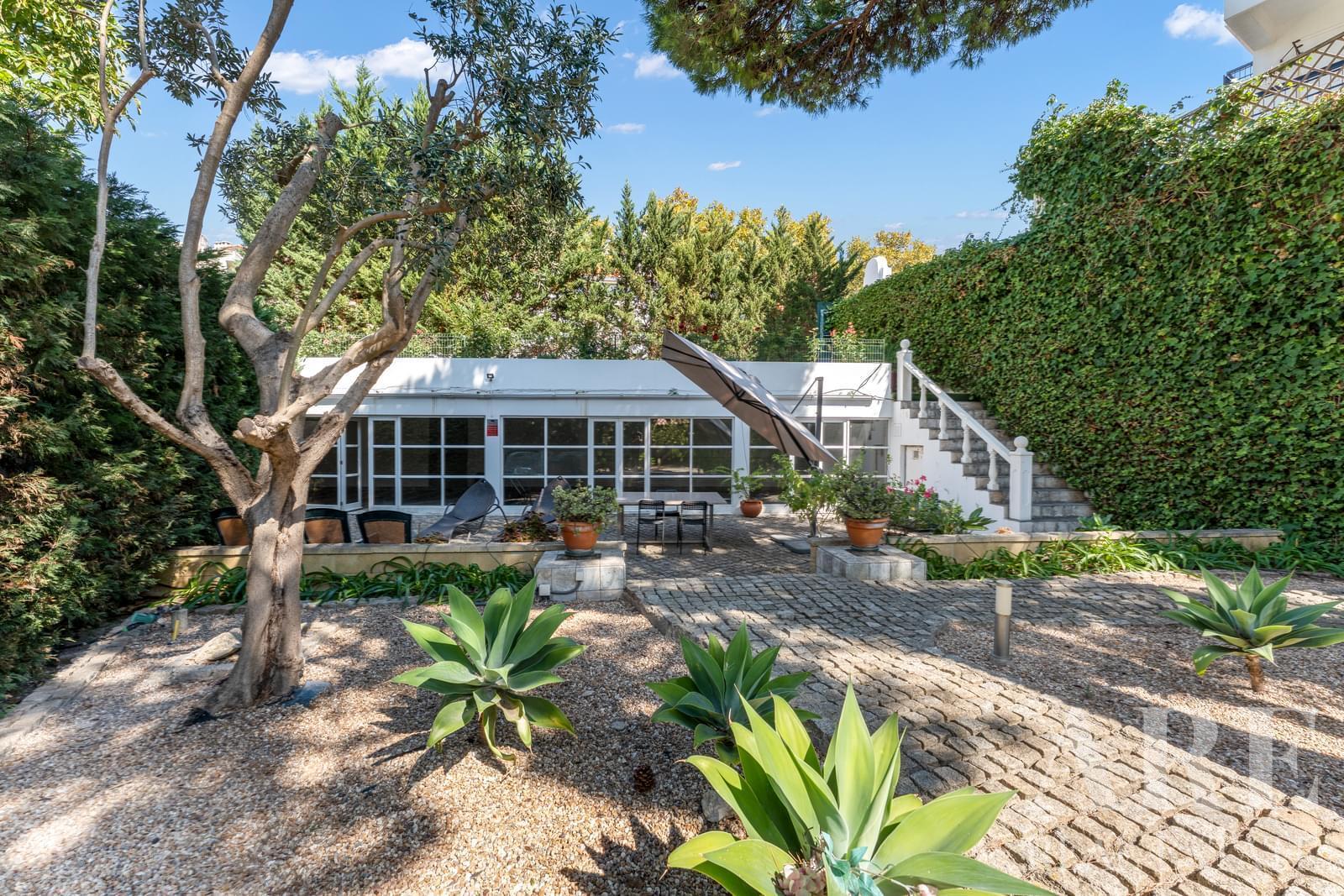 Villa for sale in Parede, Cascais 7 Villa for sale in Parede, Cascais