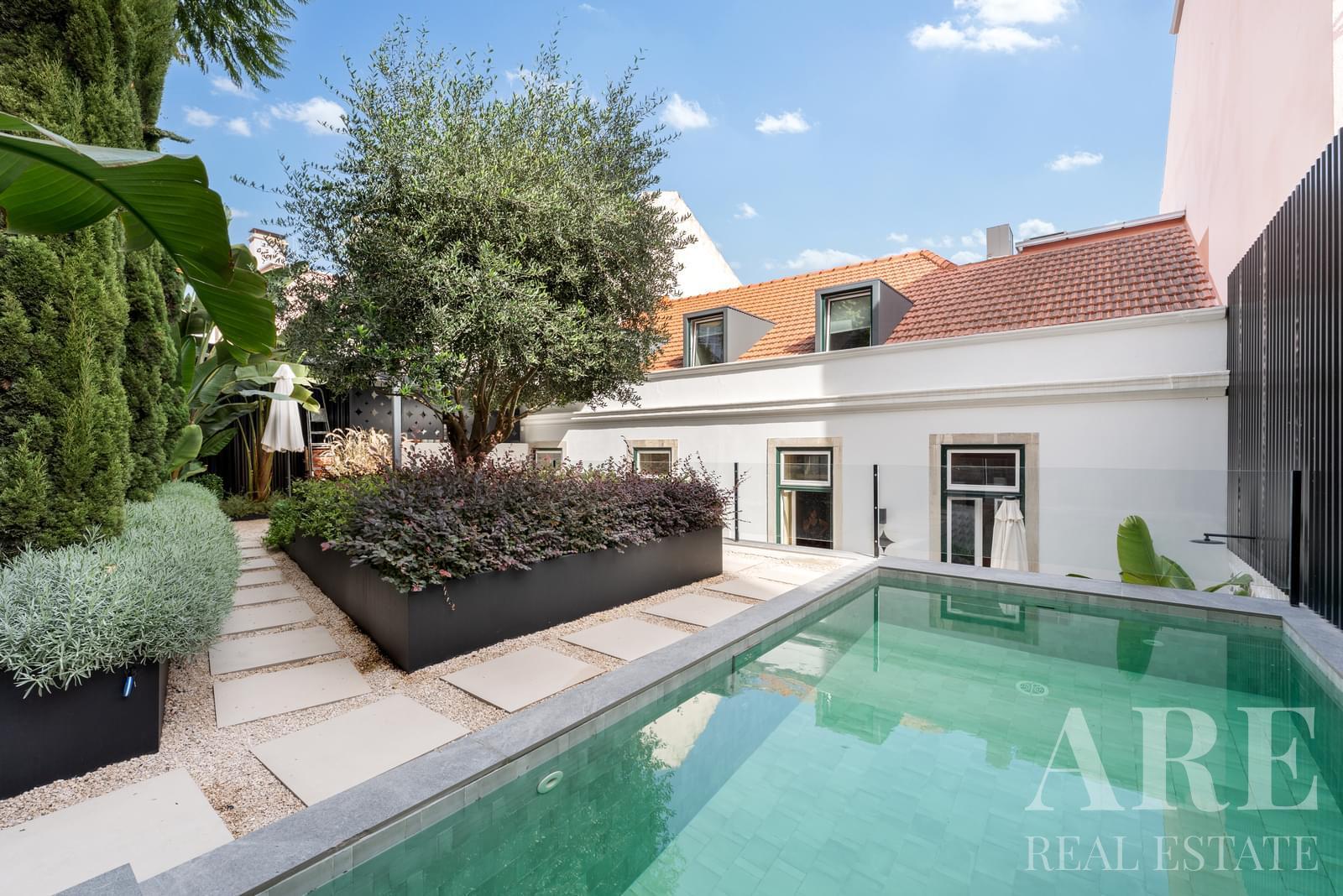 Mansion for sale in Campo de Santana, Lisbon