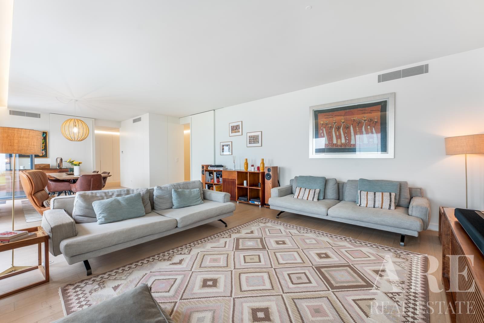 Apartment for sale in Duque de Loulé, Lisbon 5 Apartment for sale in Duque de Loulé, Lisbon