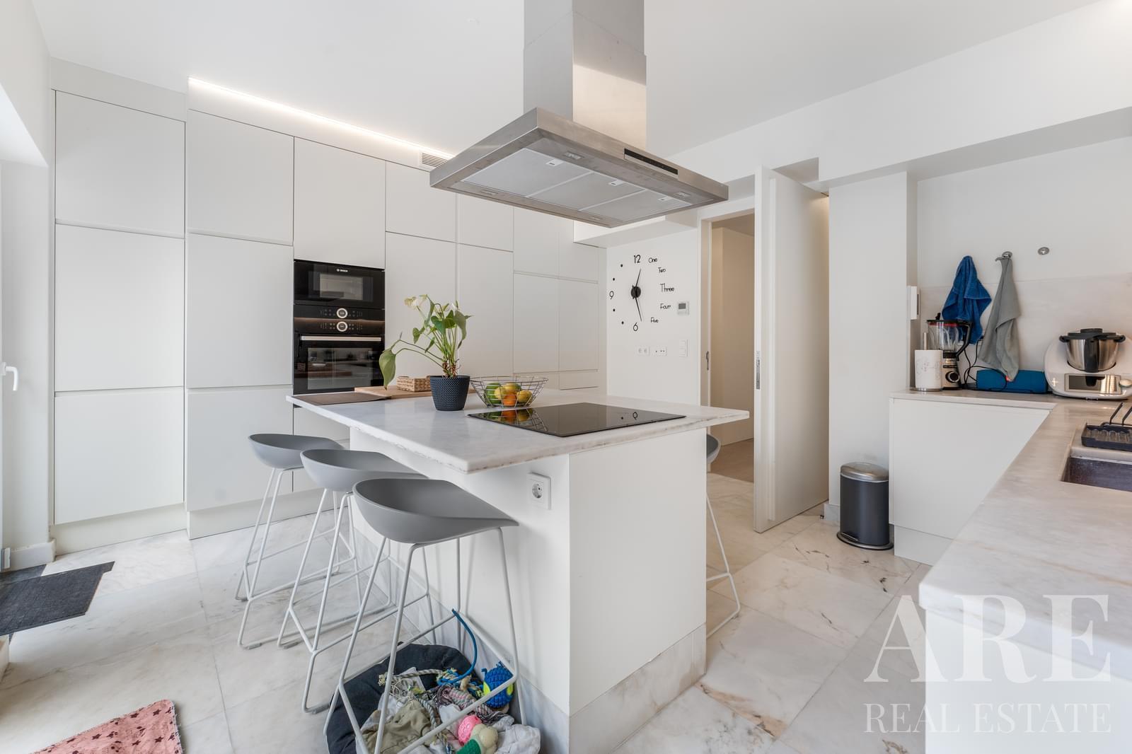 Apartment for sale in Duque de Loulé, Lisbon 15 Apartment for sale in Duque de Loulé, Lisbon