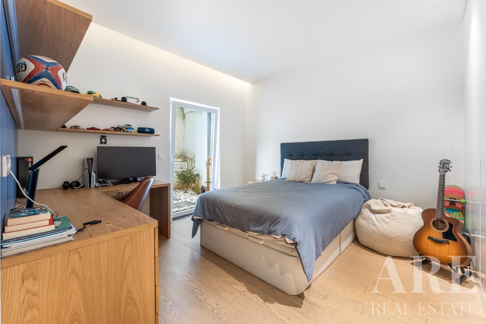 Apartment for sale in Duque de Loulé, Lisbon 25 Apartment for sale in Duque de Loulé, Lisbon