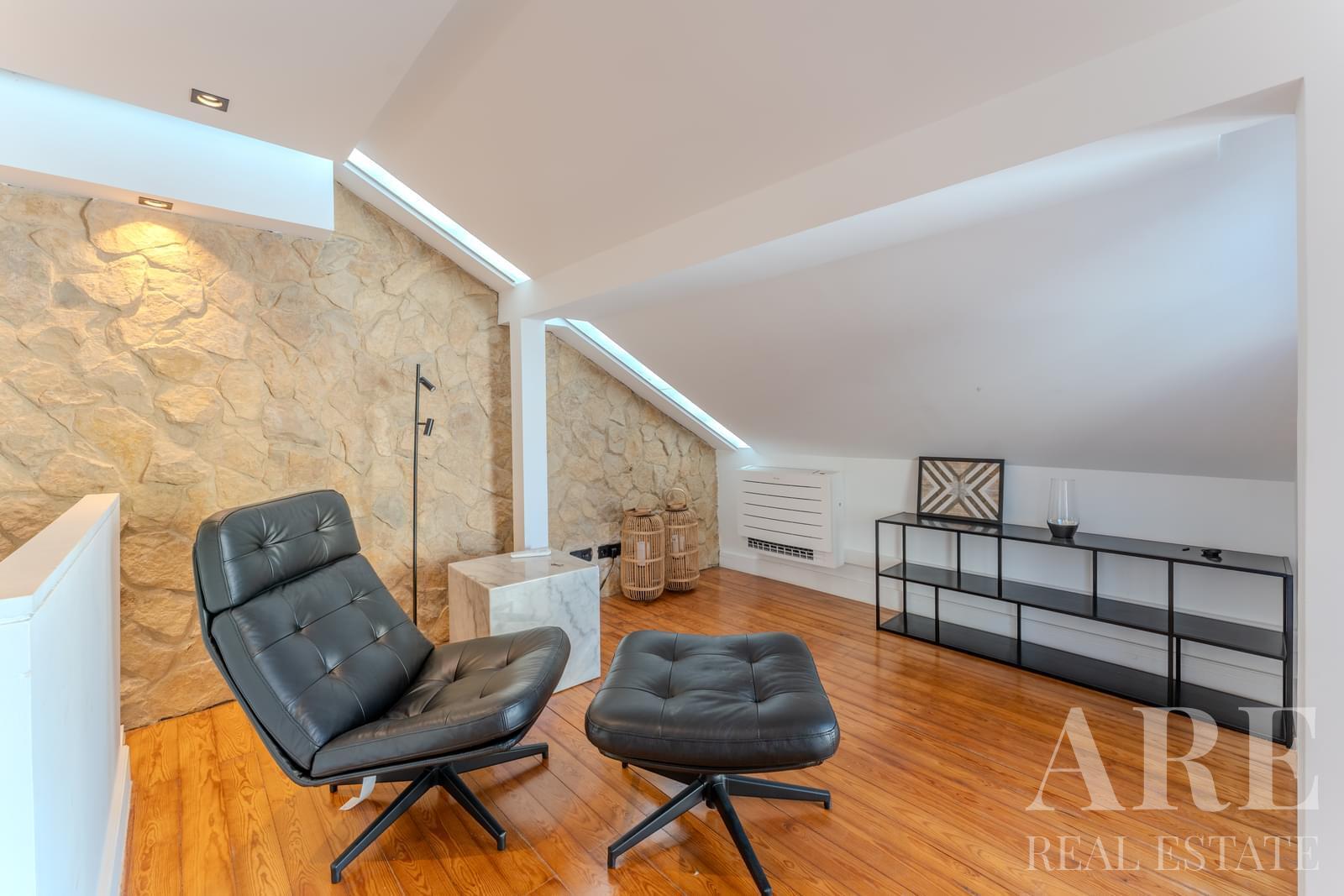 Duplex Apartment for sale in Alcântara, Lisbon 4 Apartment for sale in Lisbon