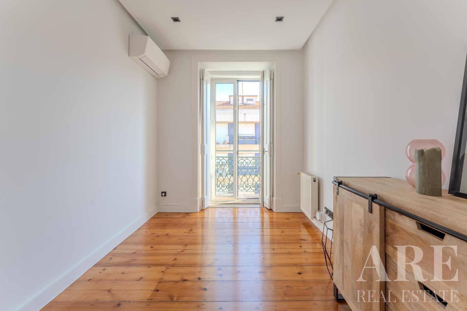 Duplex Apartment for sale in Alcântara, Lisbon 13 Apartment for sale in Lisbon