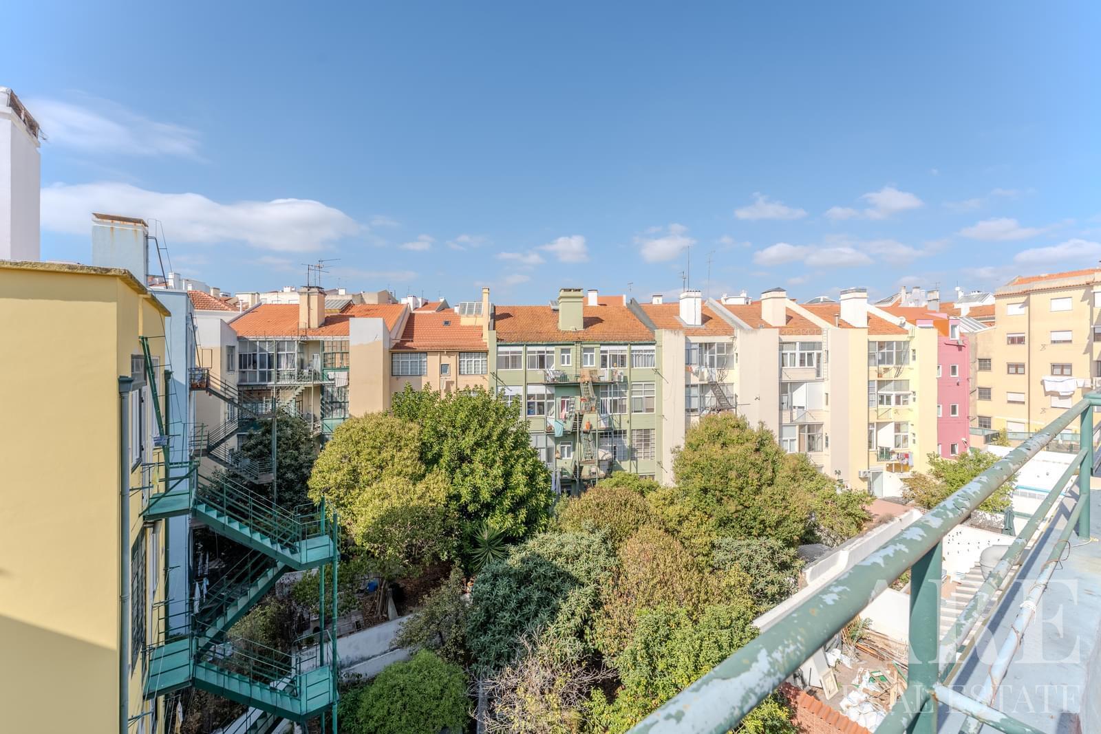 Duplex Apartment for sale in Alcântara, Lisbon 25 Apartment for sale in Lisbon