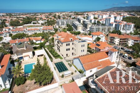 Apartment for sale in Galardi, Monte Estoril, Cascais