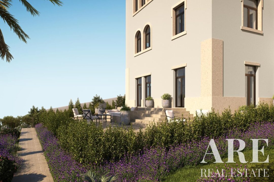Apartment for sale in Galardi, Monte Estoril, Cascais