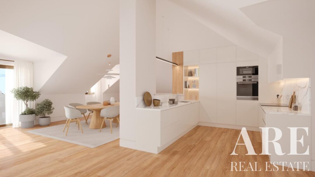 Apartment for sale in Galardi, Monte Estoril, Cascais