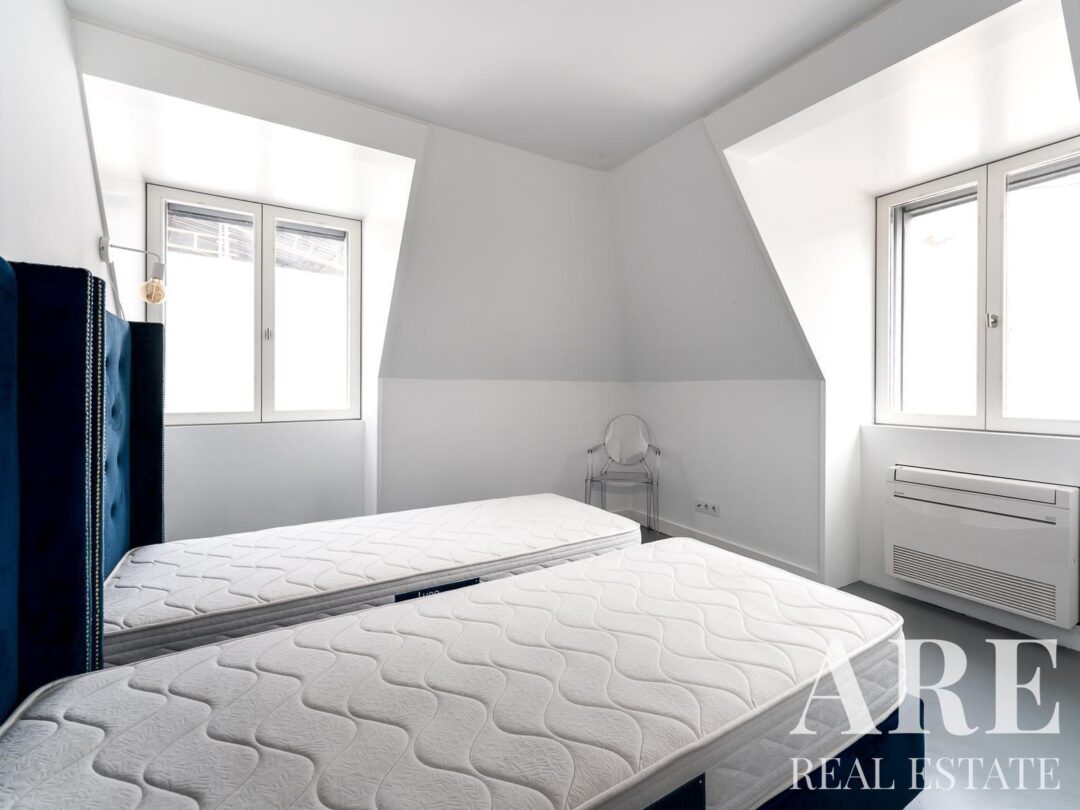 Apartment for sale in Barroca 8, Rossio, Lisbon