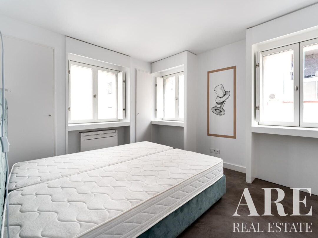 Apartment for sale in Barroca 8, Rossio, Lisbon