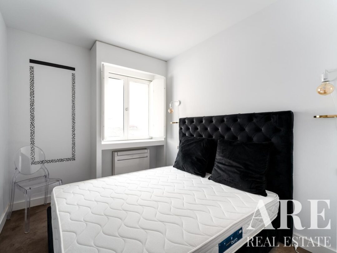 Apartment for sale in Barroca 8, Rossio, Lisbon