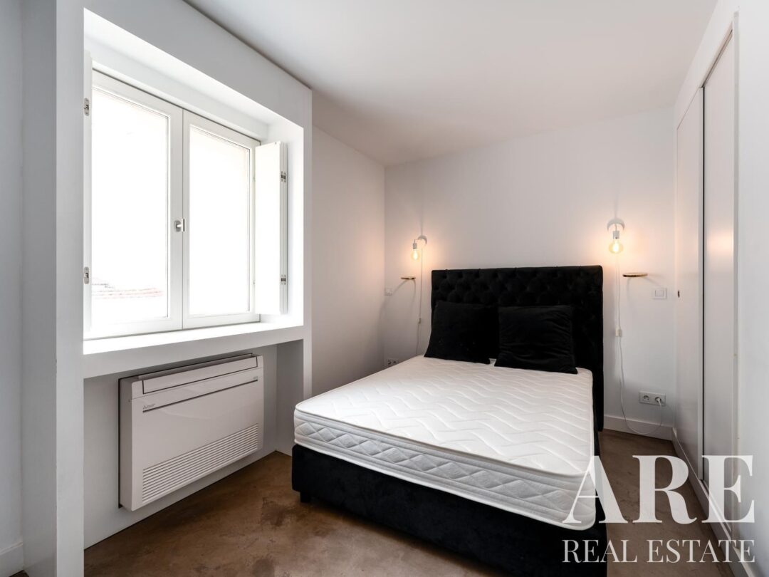 Apartment for sale in Barroca 8, Rossio, Lisbon
