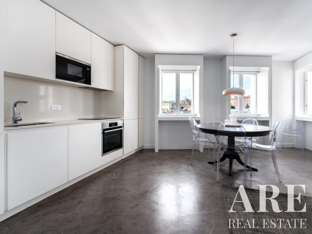 Apartment for sale in Barroca 8, Rossio, Lisbon