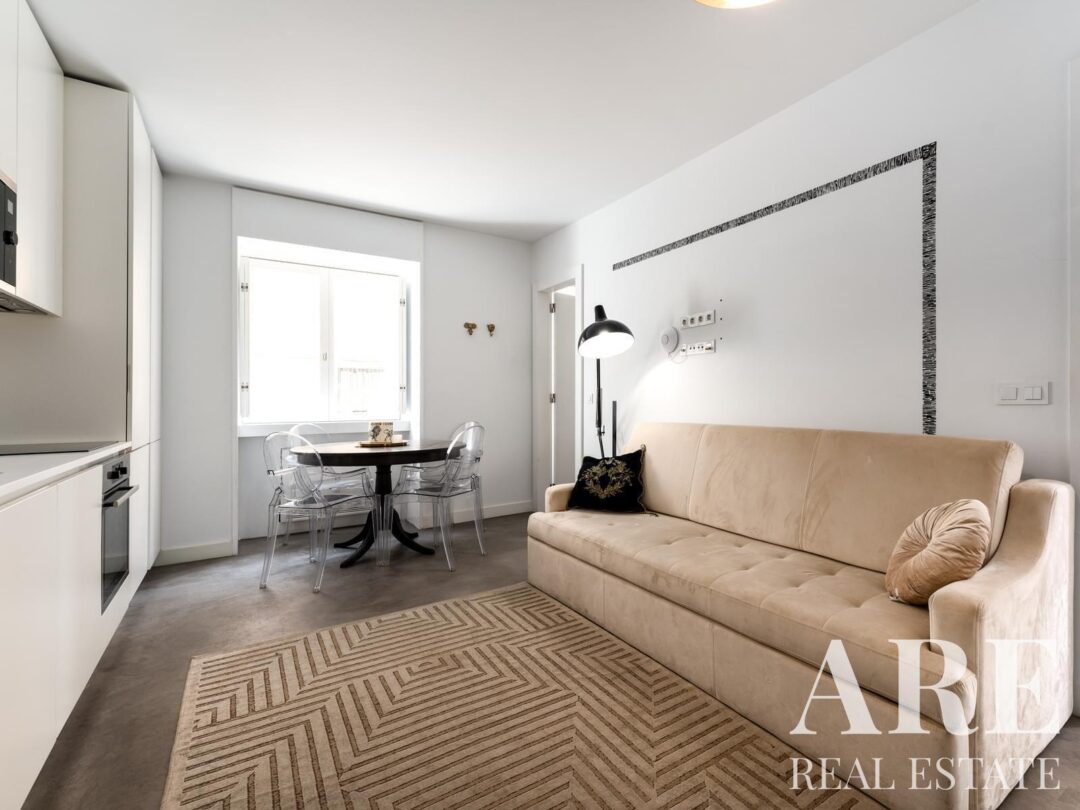 Apartment for sale in Barroca 8, Rossio, Lisbon