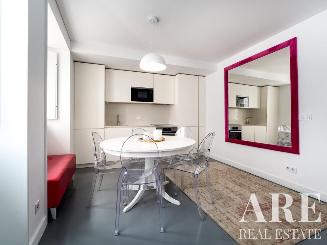 Apartment for sale in Barroca 8, Rossio, Lisbon