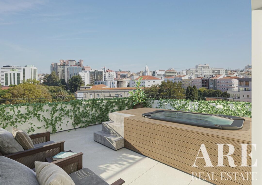 Apartment for sale in UpTown Residence, Praça de Espanha, Lisbon