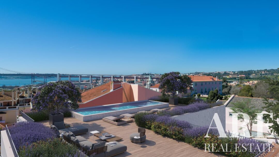 Apartment for sale in Real Calçada, Estrela, Lisbon